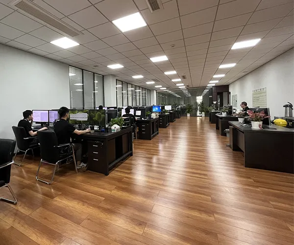 Motorbacs 기술 센터 설립