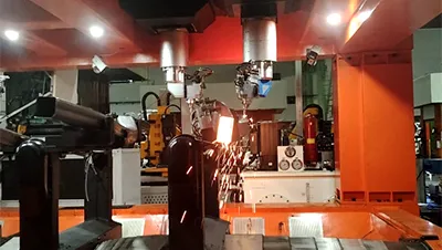 불규칙한 관 모양 부품